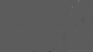 Застенчивая красавица мило трахается на секс кастинге